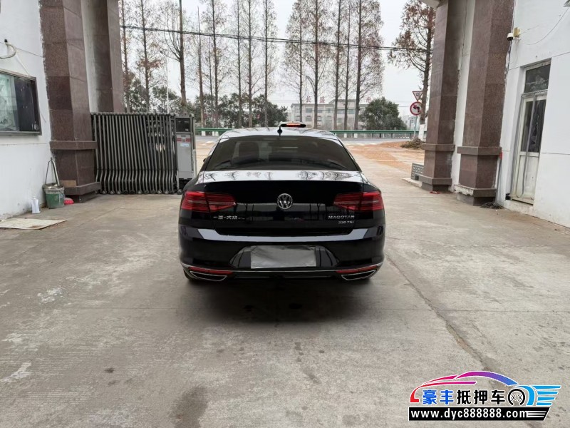 20年大众迈腾轿车抵押车出售