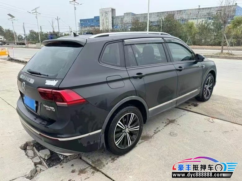 17年大众途观轿车抵押车出售