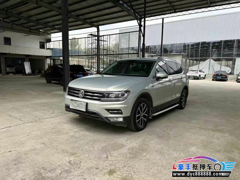 17年大众途观L轿车抵押车出售