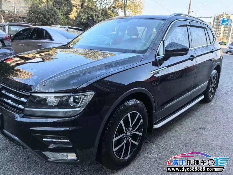 17年大众途观L轿车抵押车出售