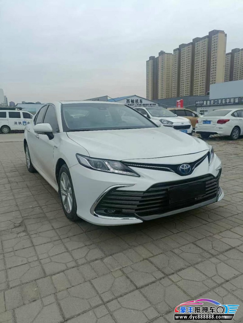 22年丰田凯美瑞轿车抵押车出售