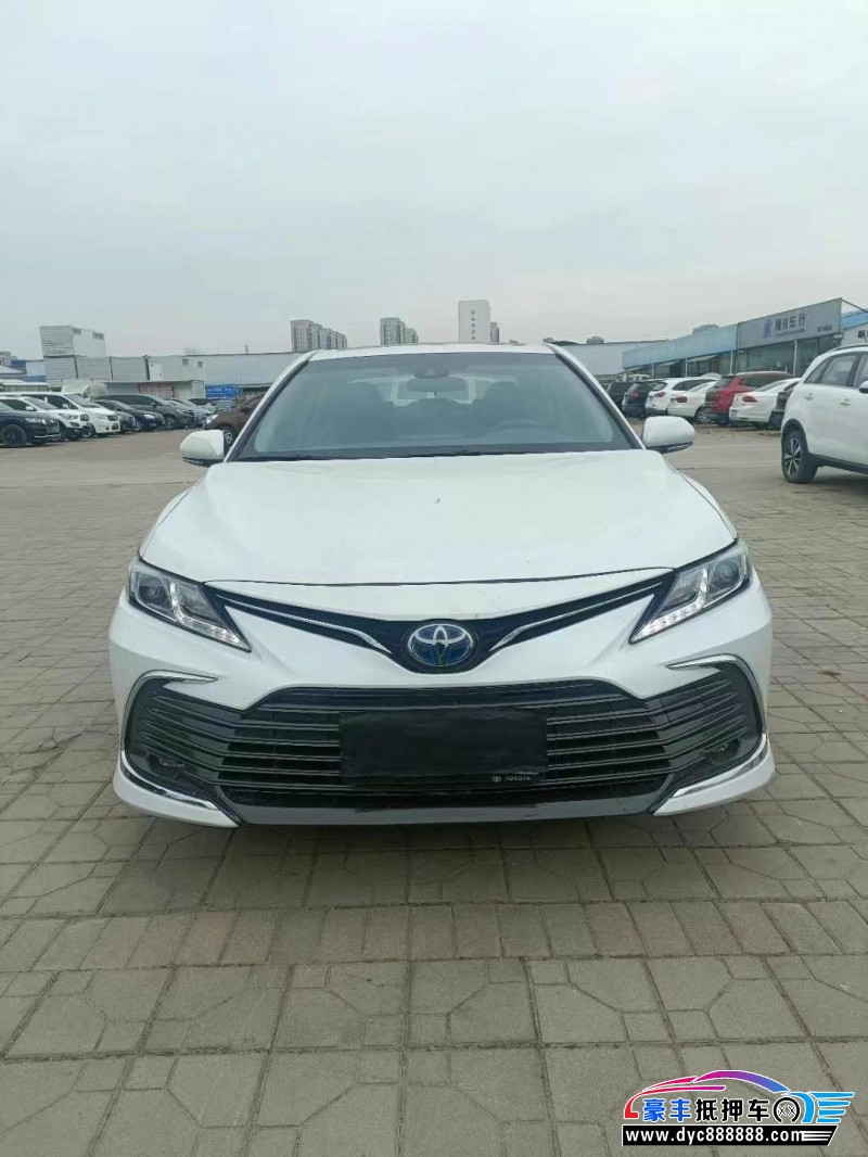 22年丰田凯美瑞轿车抵押车出售