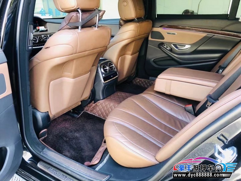 19年奔驰S轿车抵押车出售