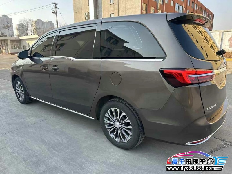 22年别克GL8轿车抵押车出售