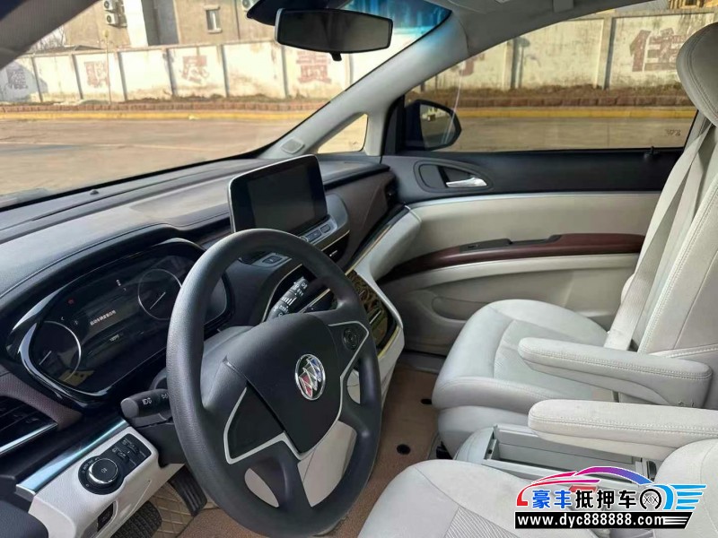 22年别克GL8轿车抵押车出售