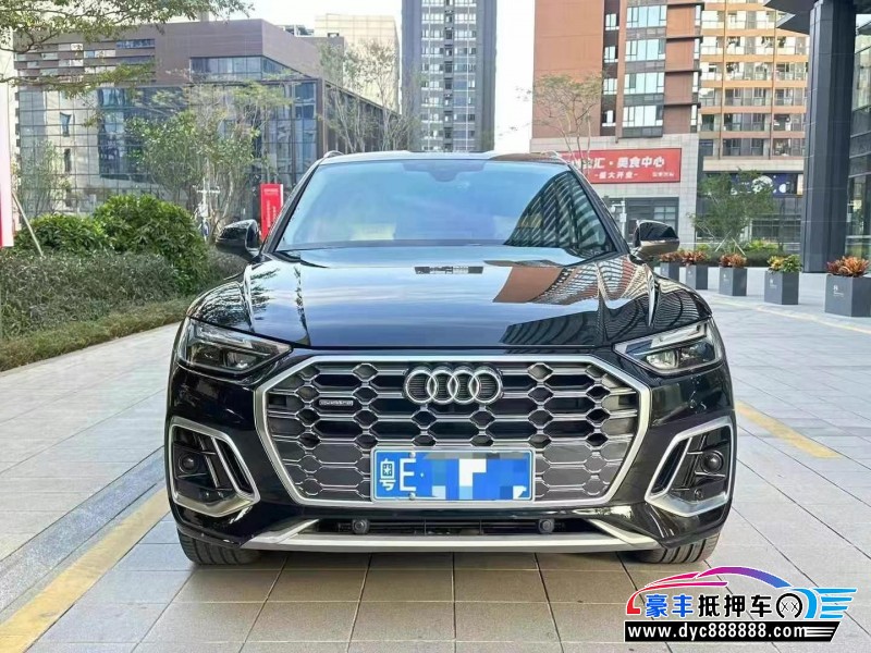 23年奥迪Q5轿车抵押车出售