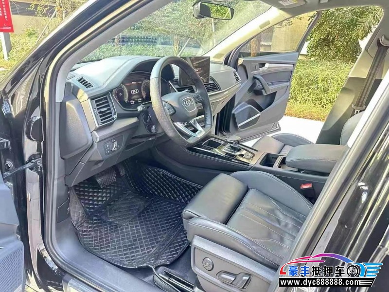 23年奥迪Q5轿车抵押车出售