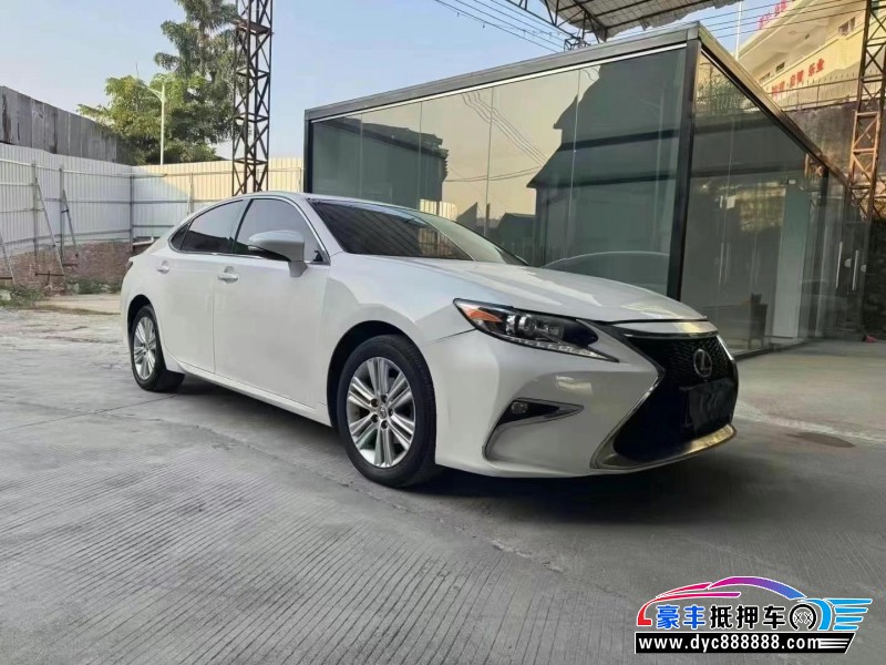 13年雷克萨斯ES轿车抵押车出售