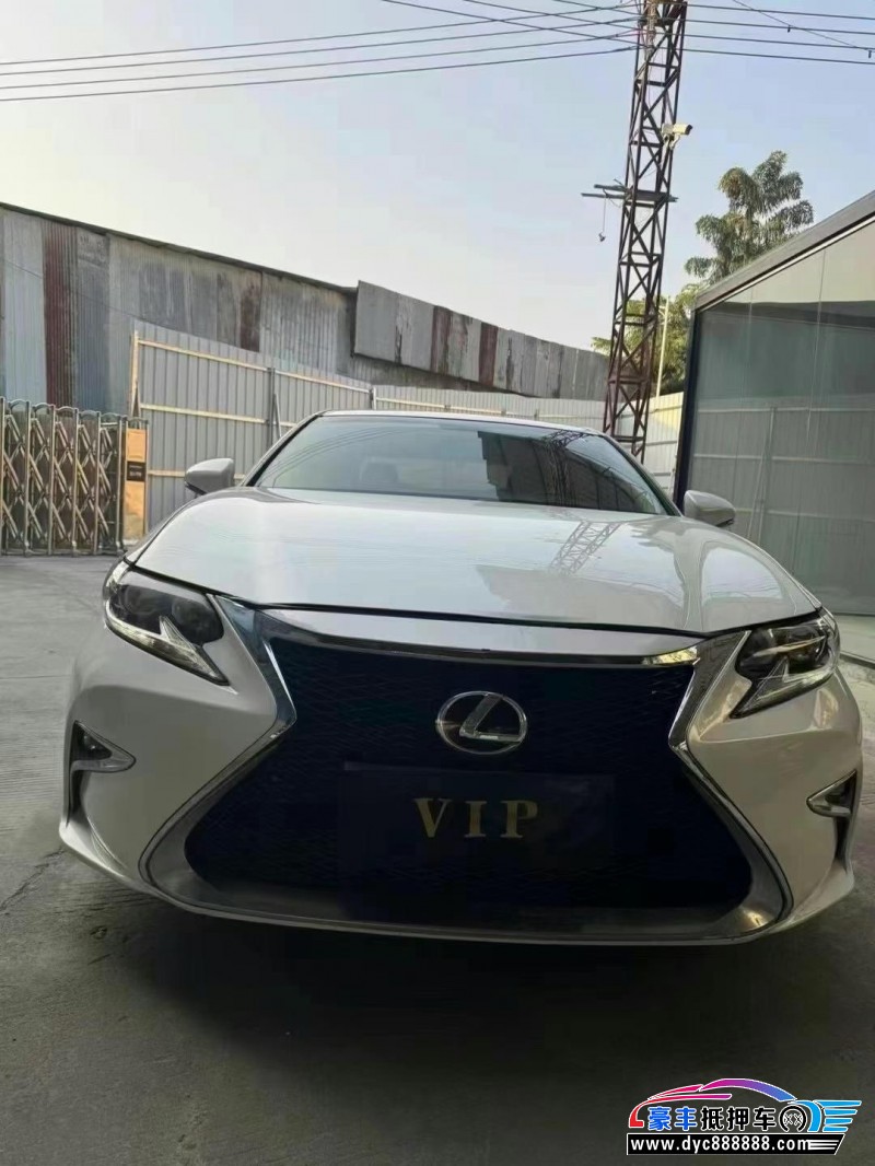 13年雷克萨斯ES轿车抵押车出售