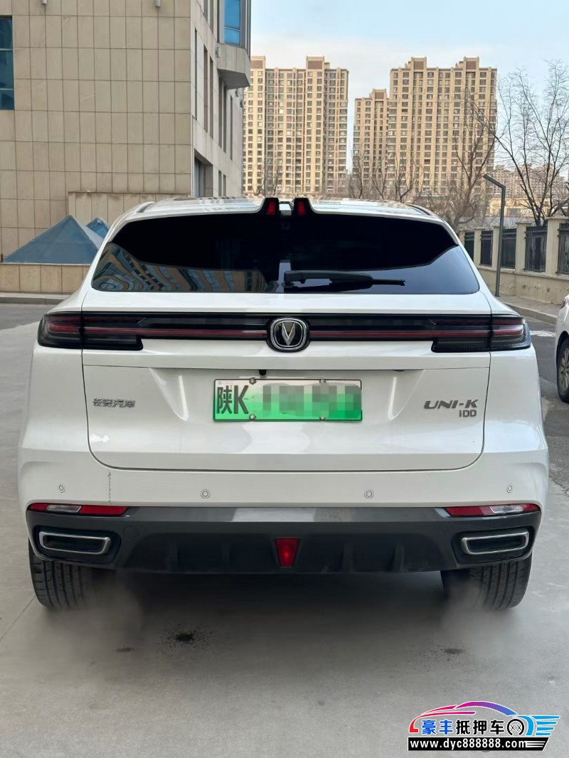 22年长安长安UNI轿车抵押车出售