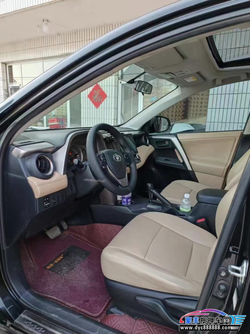 16年丰田RAV4轿车抵押车出售