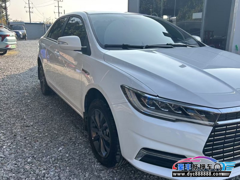 23年比亚迪秦轿车抵押车出售