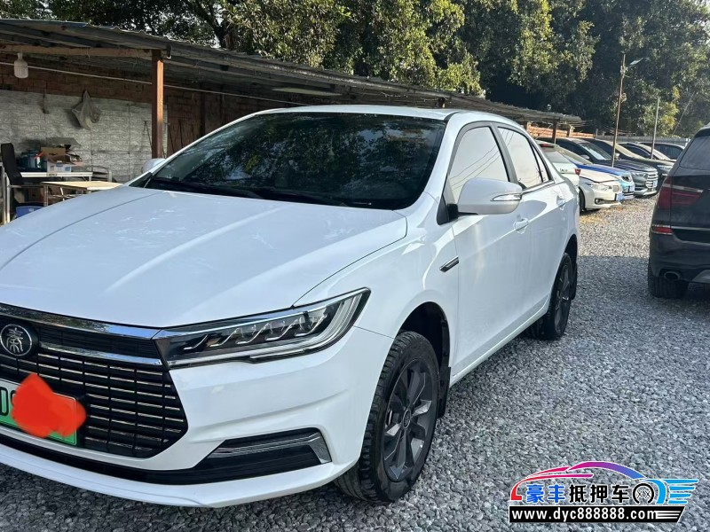 23年比亚迪秦轿车抵押车出售