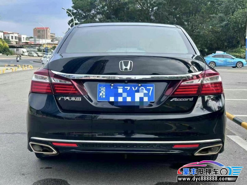 17年本田雅阁轿车抵押车出售