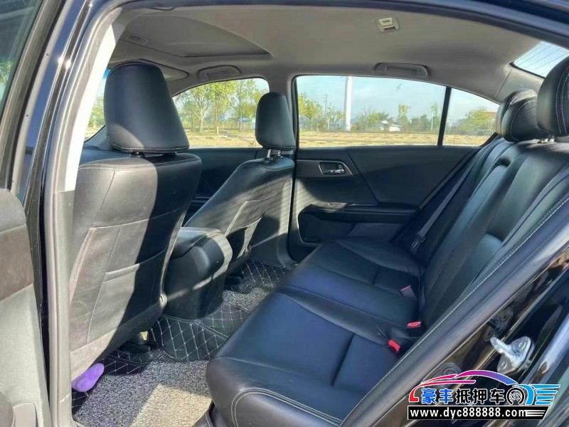 15年本田雅阁轿车抵押车出售