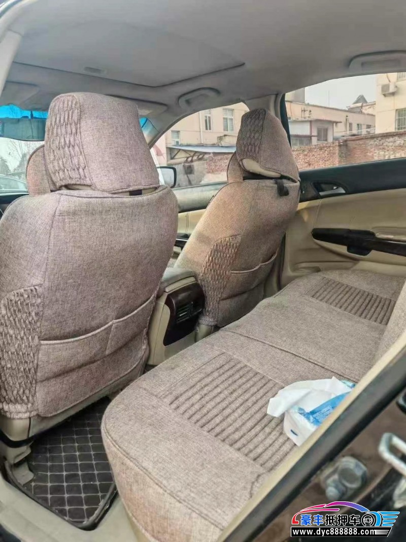 09年本田雅阁轿车抵押车出售