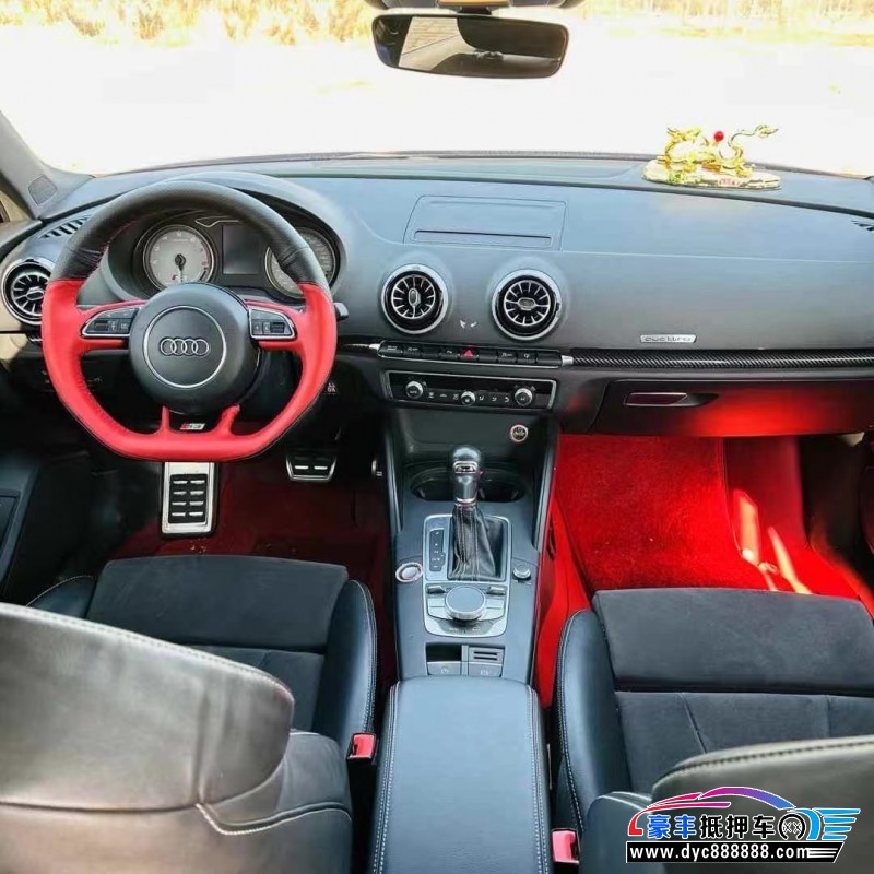 18年奥迪S3轿车抵押车出售