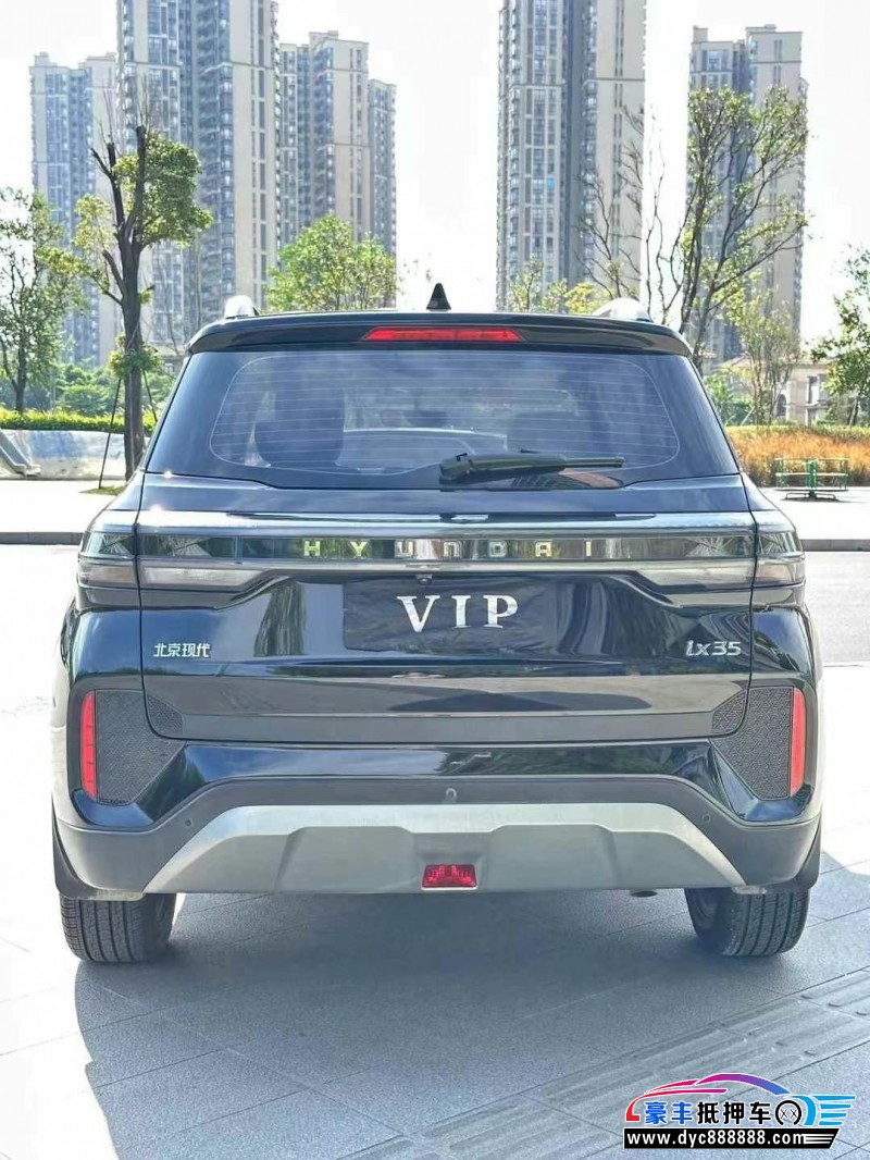 23年现代ix35轿车抵押车出售