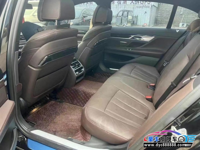 19年宝马7系轿车抵押车出售