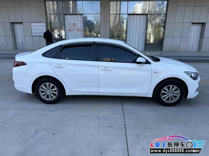 19年现代悦动轿车抵押车出售