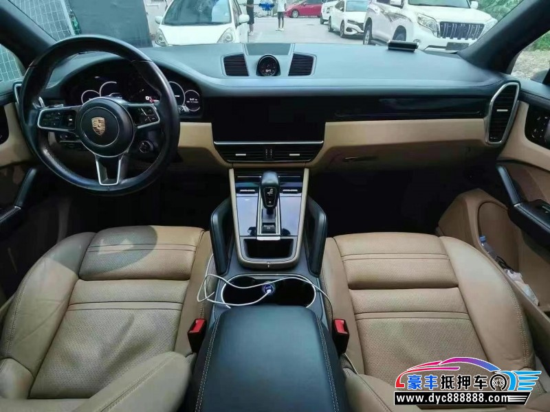 20年保时捷卡宴轿车抵押车出售