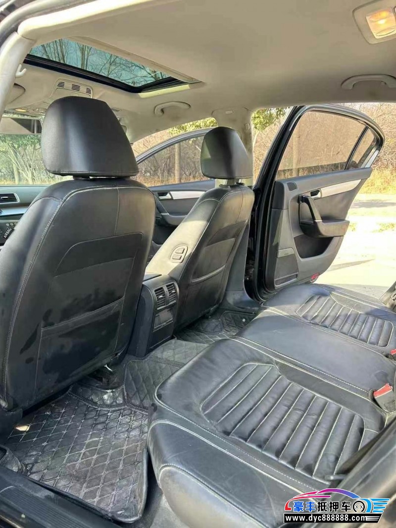 14年大众迈腾轿车抵押车出售