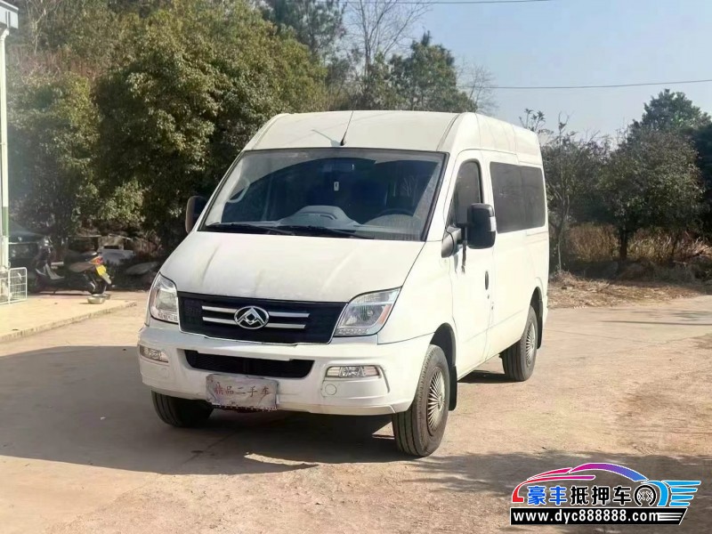 23年上汽大通V80轿车抵押车出售