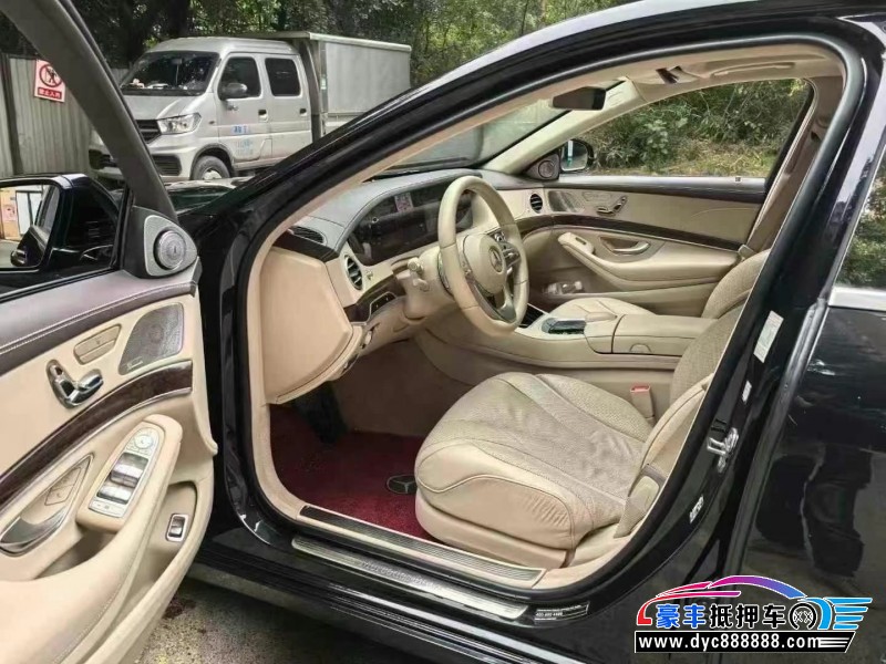 19年奔驰S轿车抵押车出售