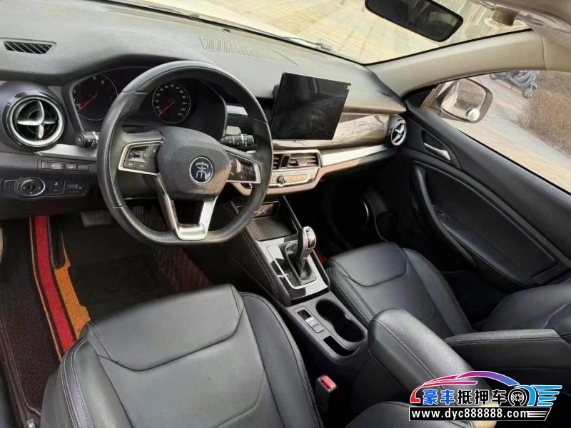 21年比亚迪宋轿车抵押车出售