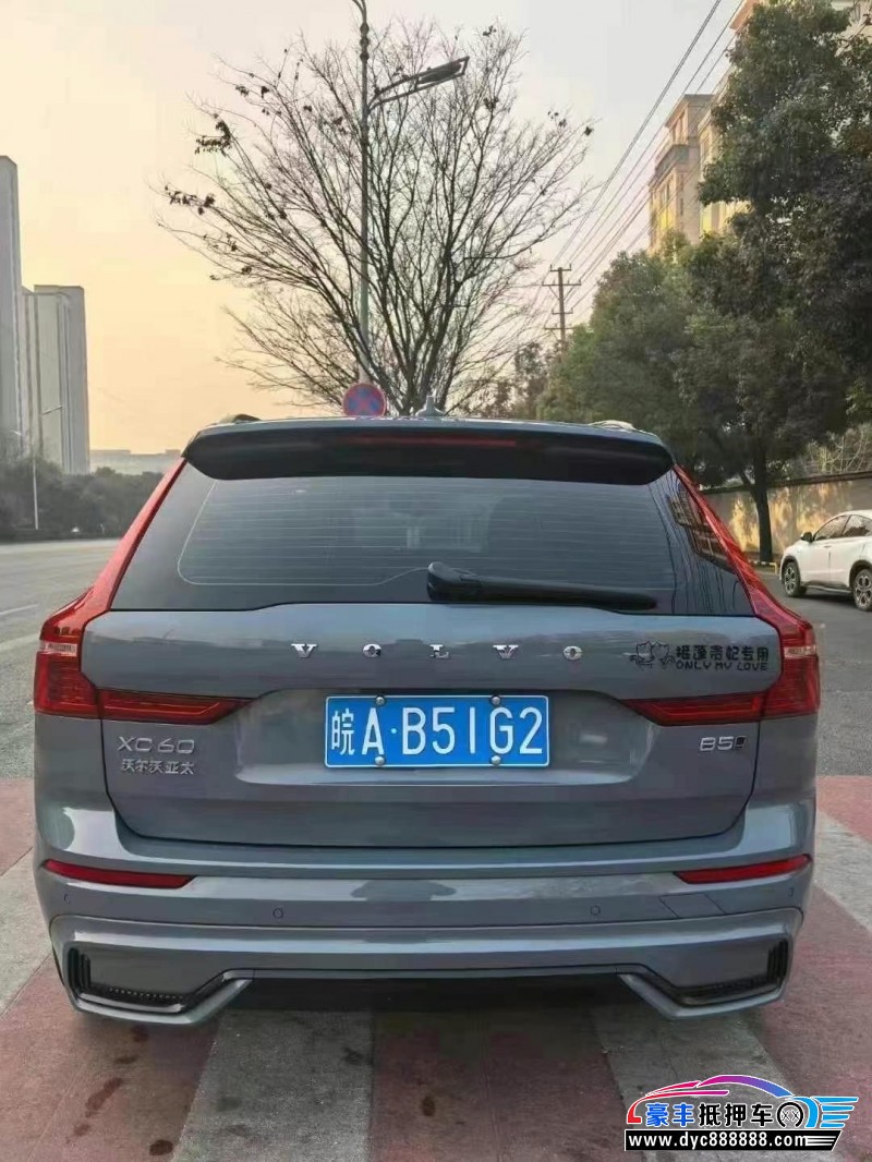 22年沃尔沃XC60轿车抵押车出售
