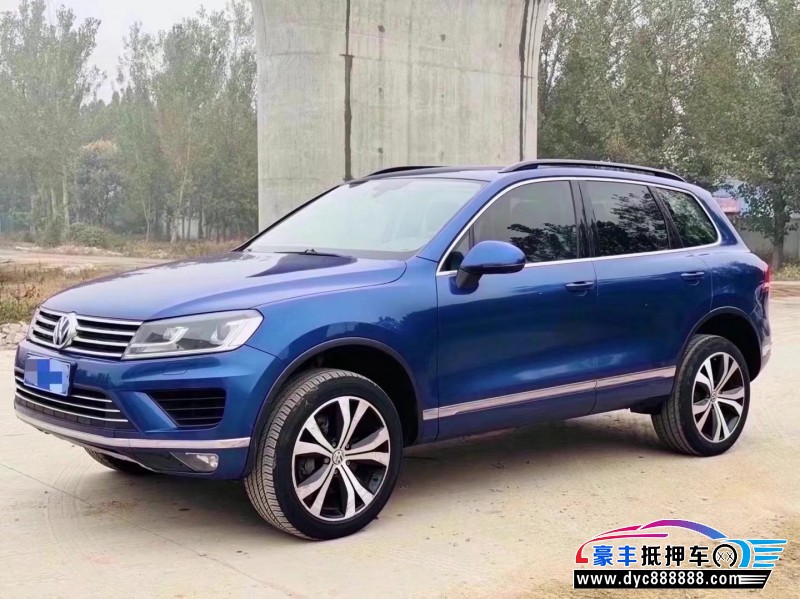 17年大众途锐轿车抵押车出售