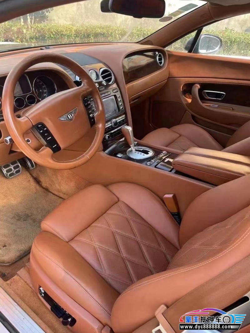 12年宾利欧陆轿车抵押车出售