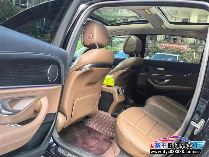 20年奔驰E轿车抵押车出售