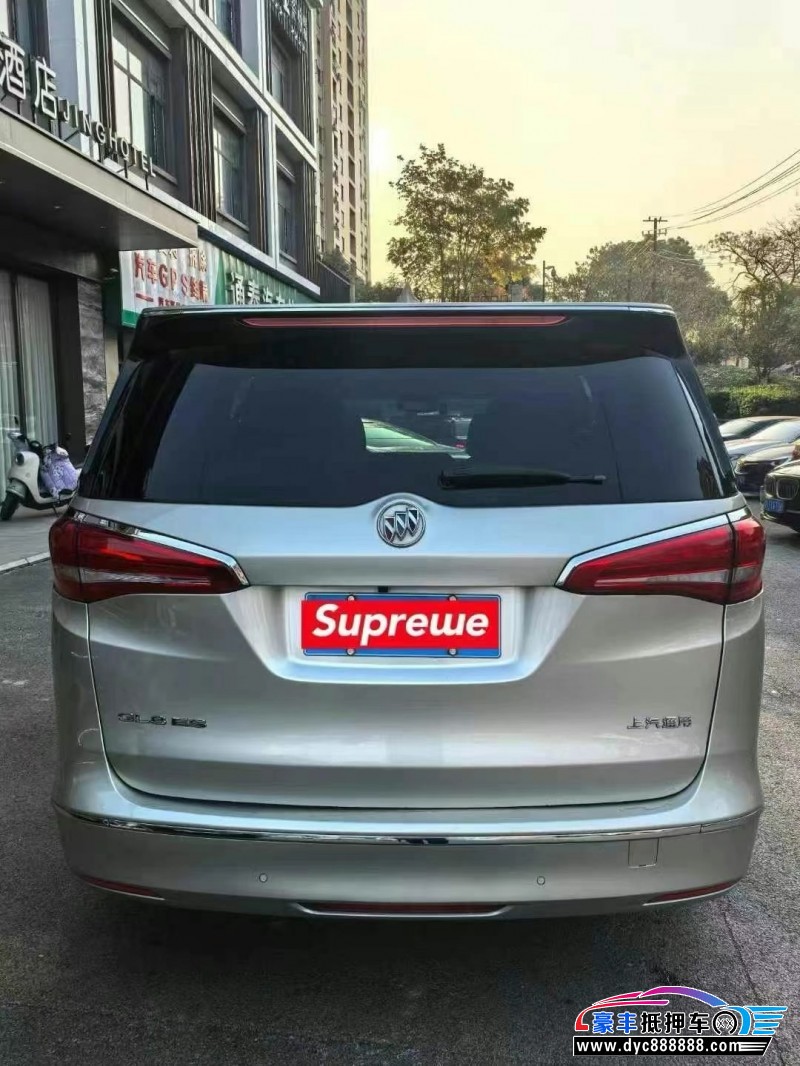 18年别克GL8轿车抵押车出售