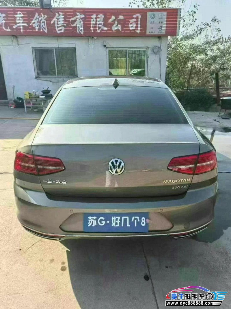 17年大众迈腾轿车抵押车出售