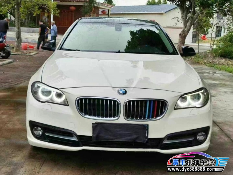 17年宝马5系轿车抵押车出售