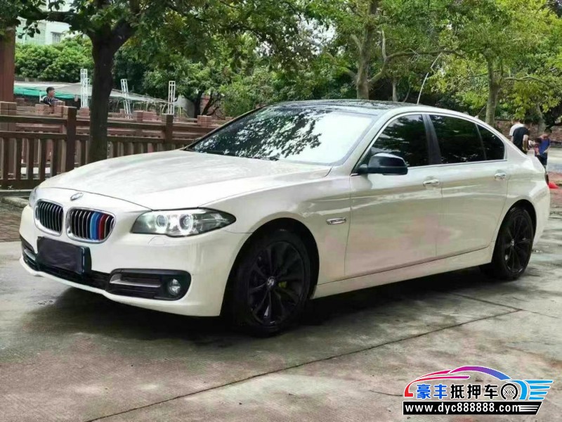 17年宝马5系轿车抵押车出售