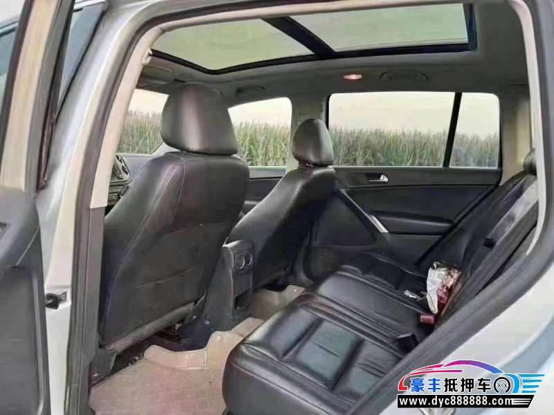 13年大众途观轿车抵押车出售