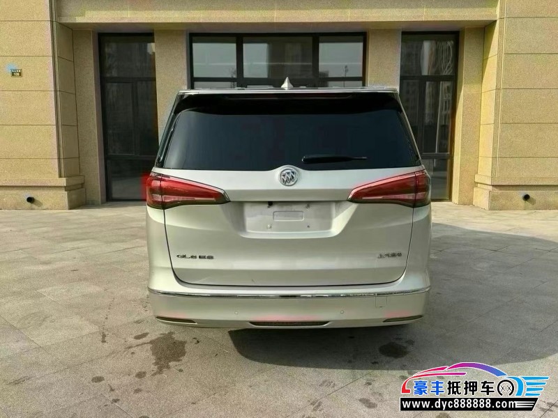 18年别克GL8轿车抵押车出售