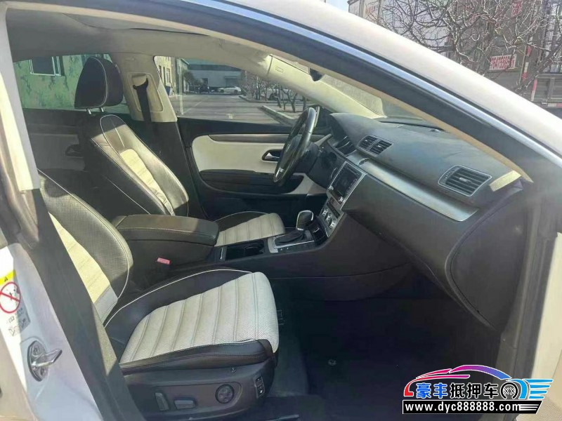 14年大众CC轿车抵押车出售