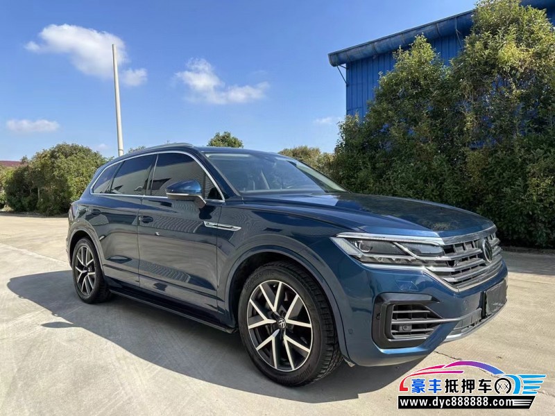 21年大众途锐轿车抵押车出售