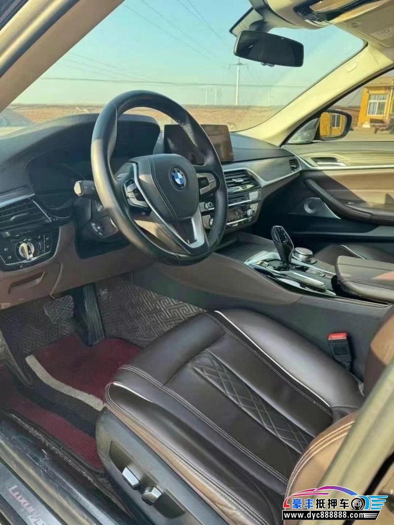 19年宝马5系轿车抵押车出售