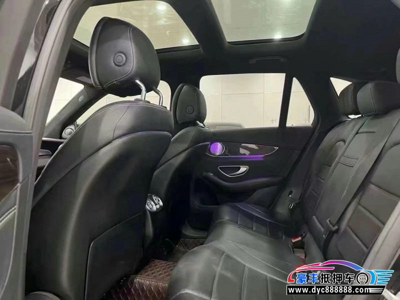 17年奔驰GLC轿车抵押车出售