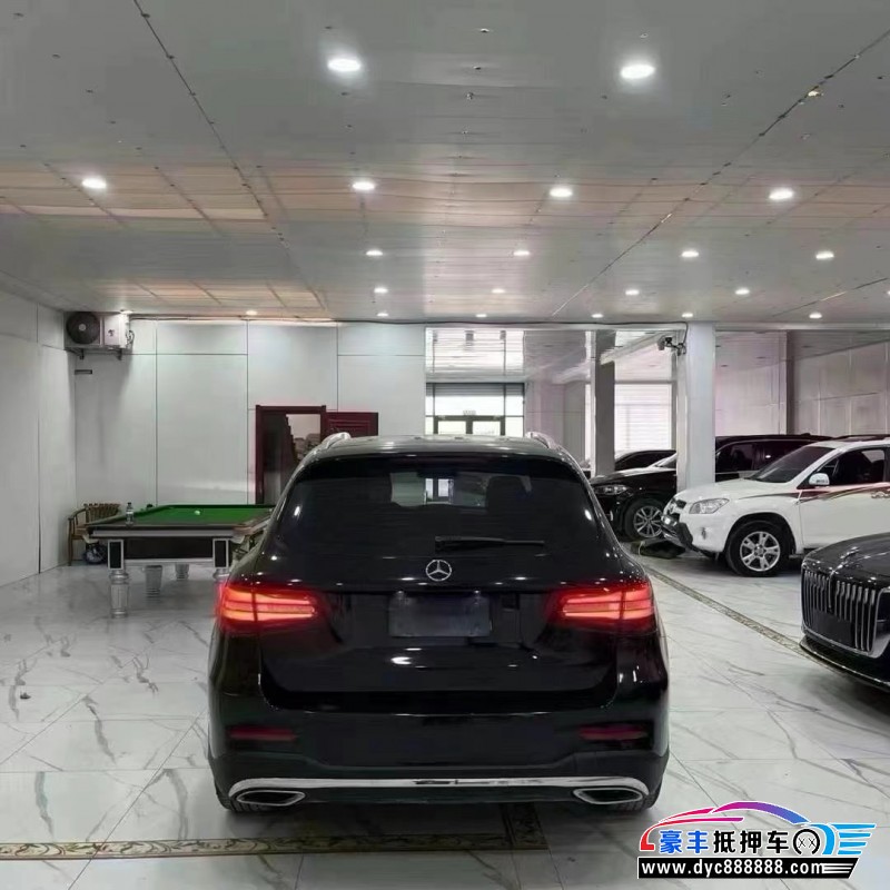 17年奔驰GLC轿车抵押车出售