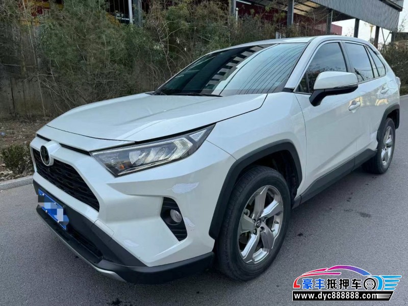 21年丰田RAV4荣放轿车抵押车出售