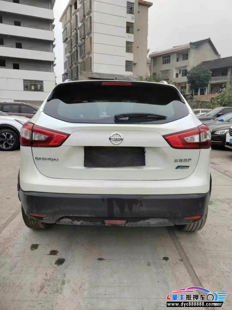 18年日产逍客轿车抵押车出售