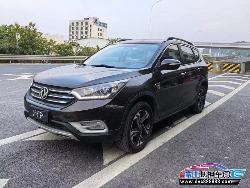 17年东风风神AX7轿车抵押车出售