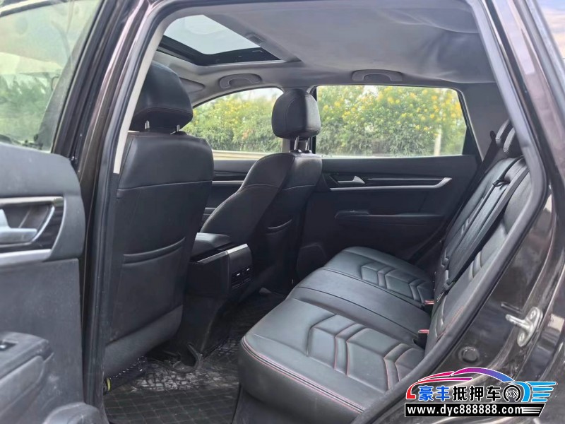 17年东风风神AX7轿车抵押车出售