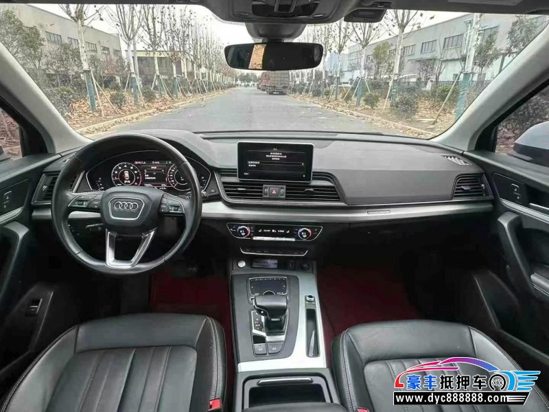 20年奥迪Q5轿车抵押车出售
