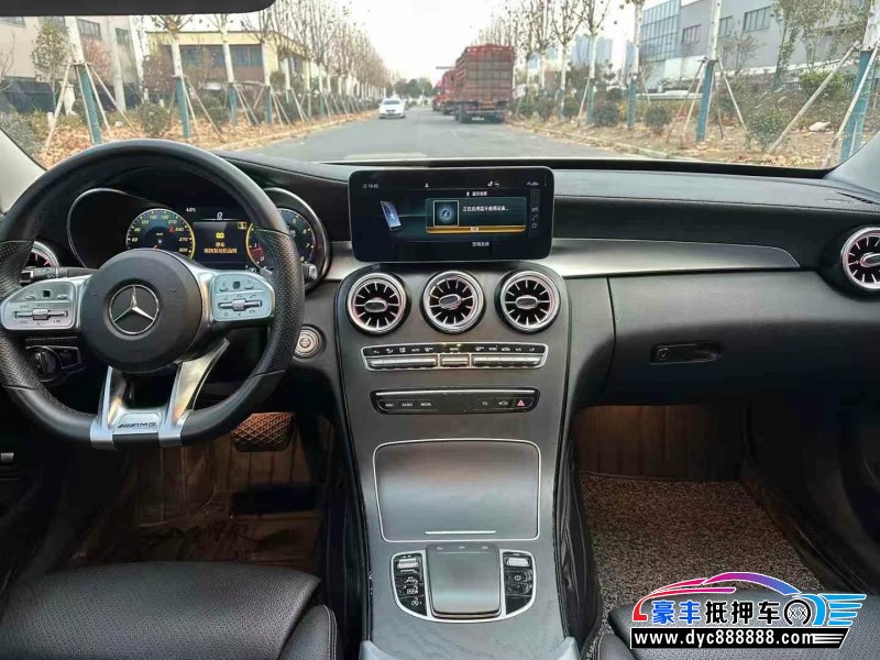 21年奔驰C轿车抵押车出售